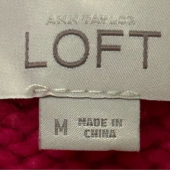 Ann Taylor Loft Medium Pink/Gold Striped Long Sleeve Sweater - Picture 4 of 7